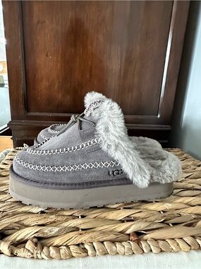 UGG Women’s Gray Suede Fur-Lined Slip-On Platform Moccasins